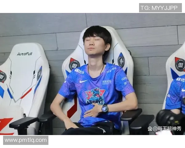 小屿单杀逆转战局展现超凡实力引发全场热议