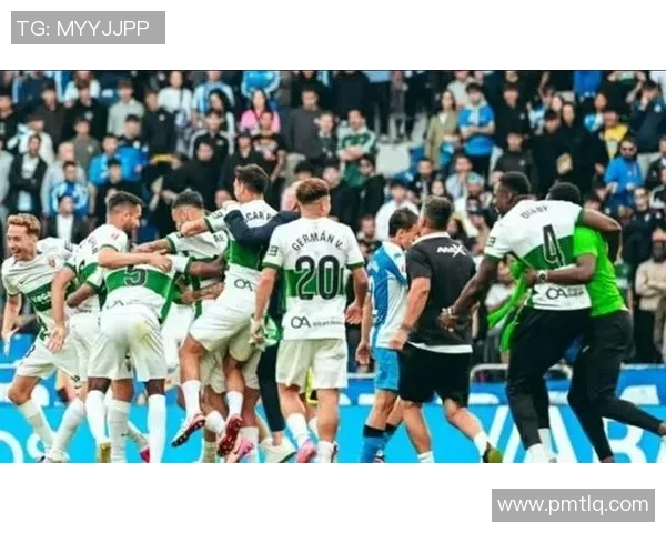 塞维利亚签下巴萨双星，引发西甲球迷热议